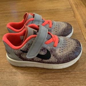 Nike Toddler Shoes Size 9